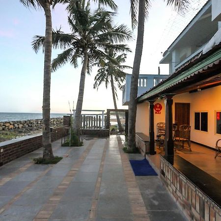 Mermaid Island Beach Resorts 퐁디셰리 외부 사진